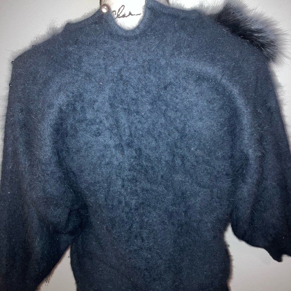 Gorgeous vintage Kwang Sin sweater - Picture 3 of 3